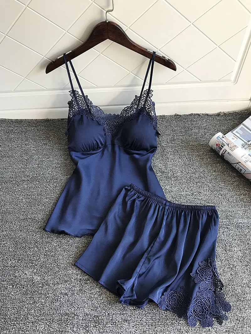 Sleep Lounge Pajama Set Sexy Satin Sleepwear Woman Summer Pyjama Femme Fashion Flower Pajama for Women with Chest Pad