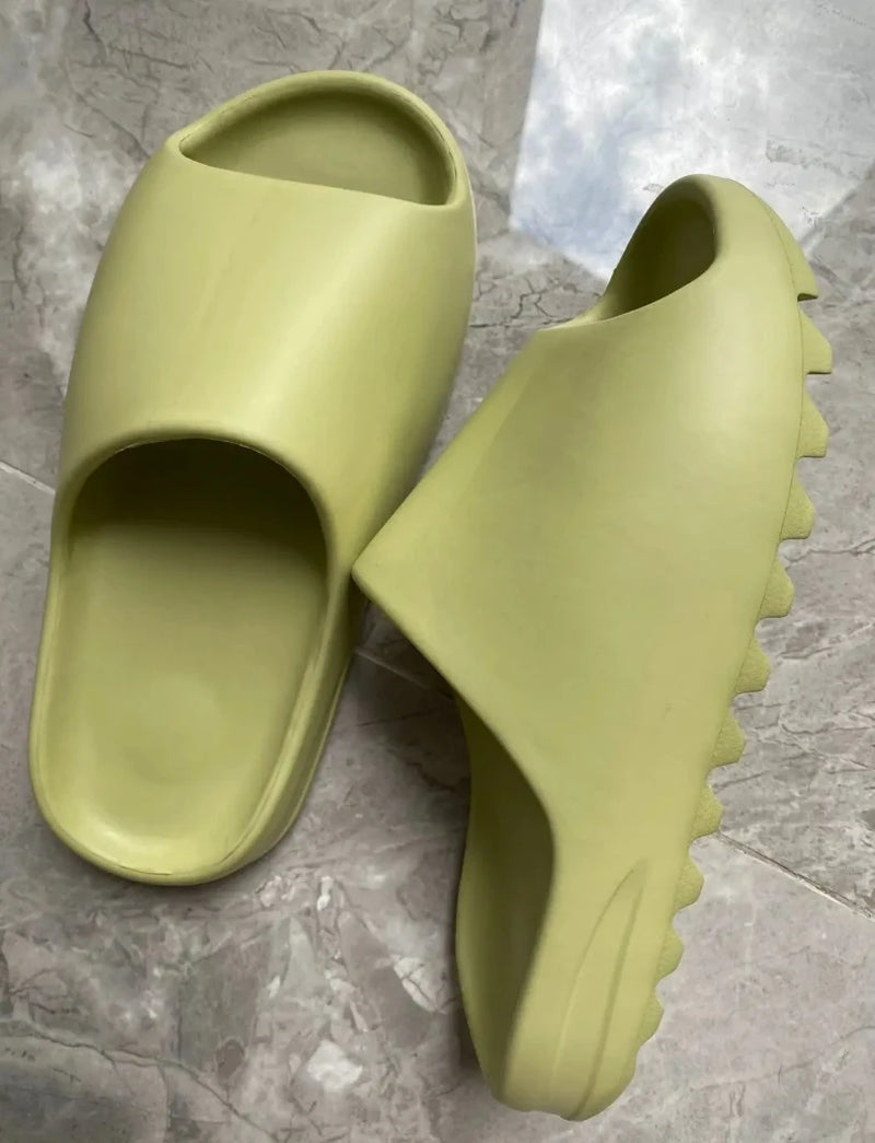 Slippers for Men Women Boy Girl Home Shoes Summer Flip Flops Soft House Slippers Beach Unisex Pillow Slides Child Adults Kids